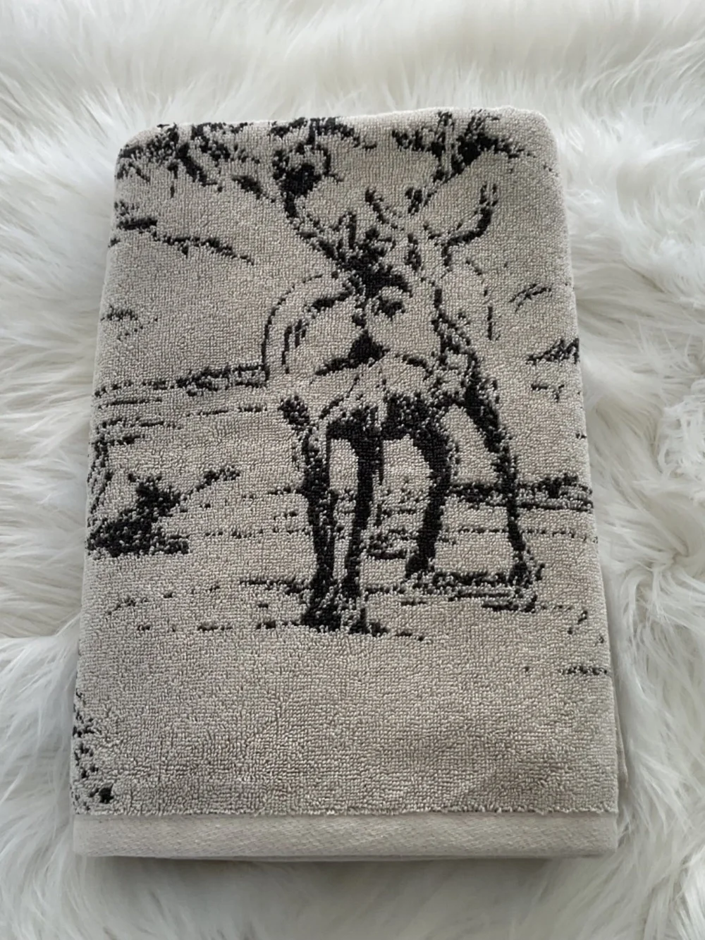 NWT Pottery Barn Rustic Forest Bath Towel Cabin Stag Cottage Woodland